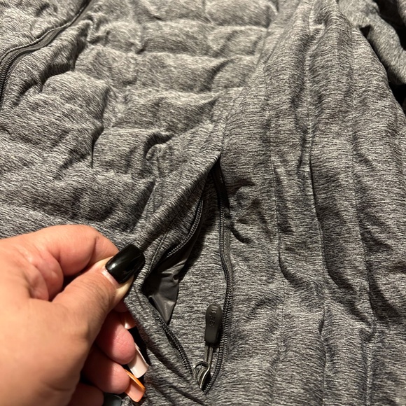 Women’s Jacket - Picture 8 of 11